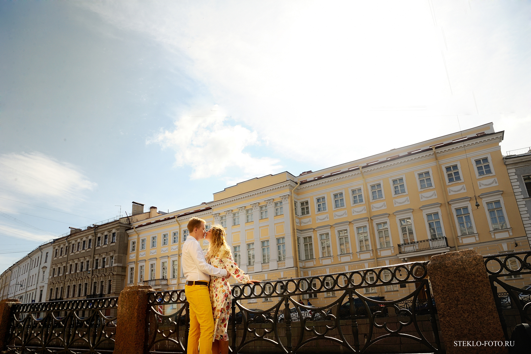 фотосессия для влюбленных в центре города